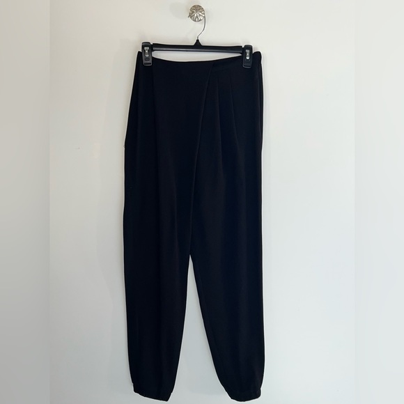 Lush black pants 
made in China size small
100% polyester - Picture 1 of 15